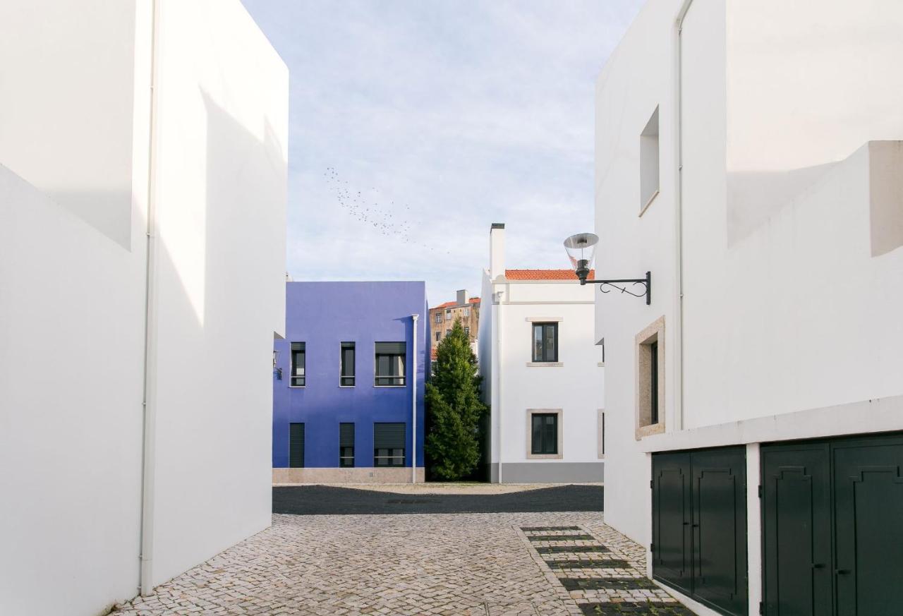 Adell Lisbon
