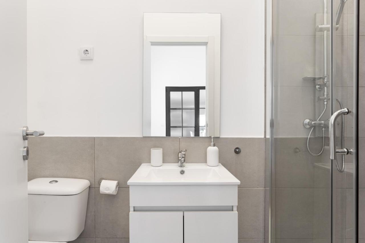Altido Stylish 2-level Flats Near Ajuda Palace Lisbon