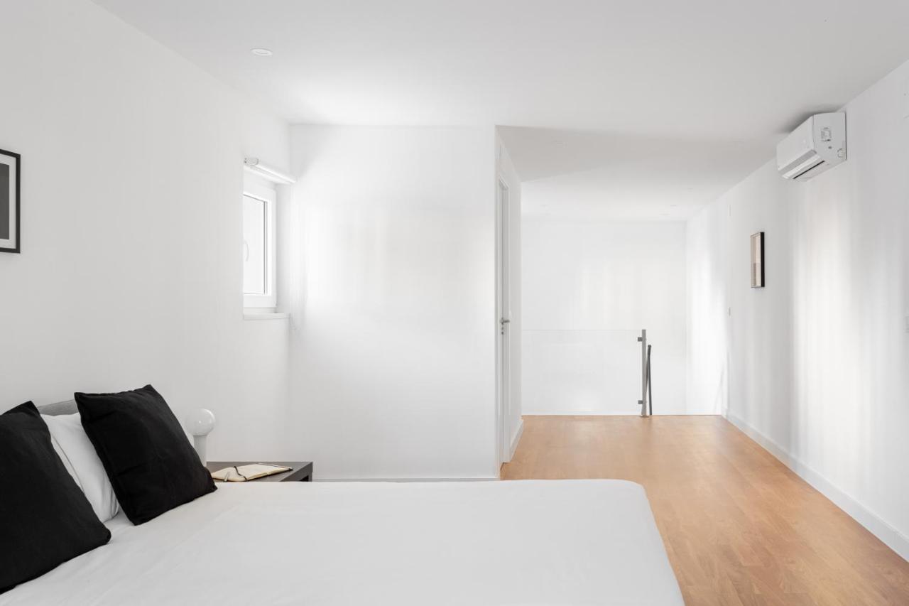 Altido Stylish 2-level Flats Near Ajuda Palace * Lisbon