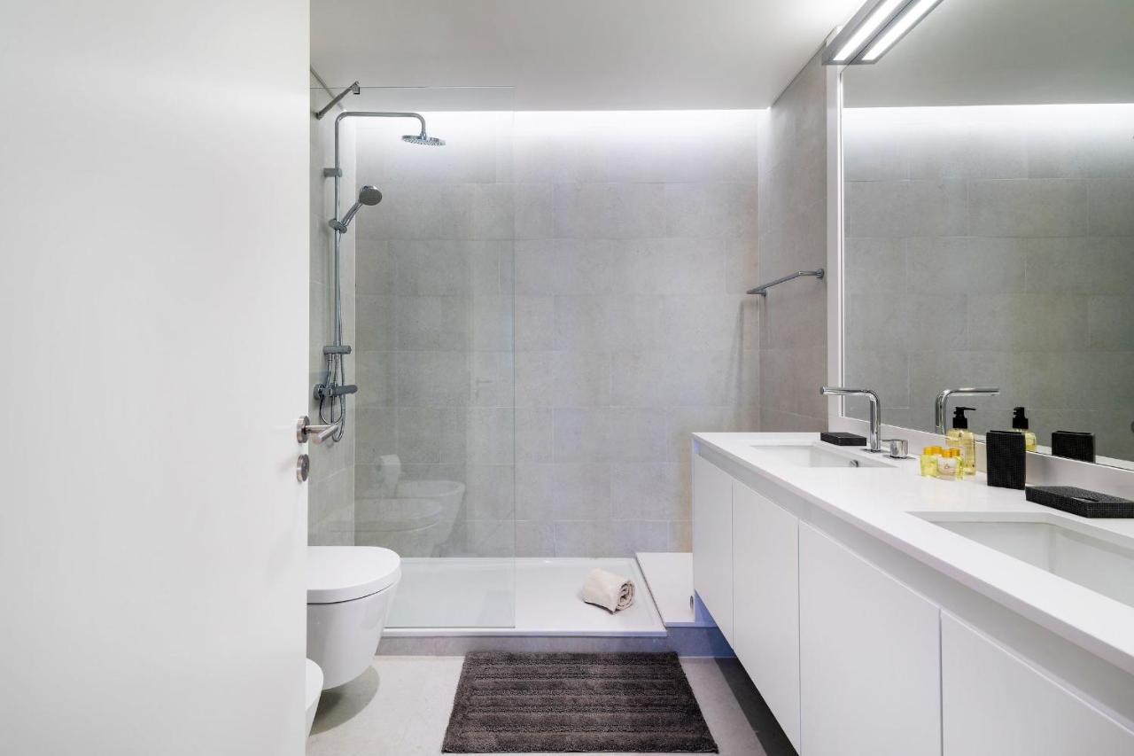 Apartment Stunning 2bdr In Chiado By Lovelystay
