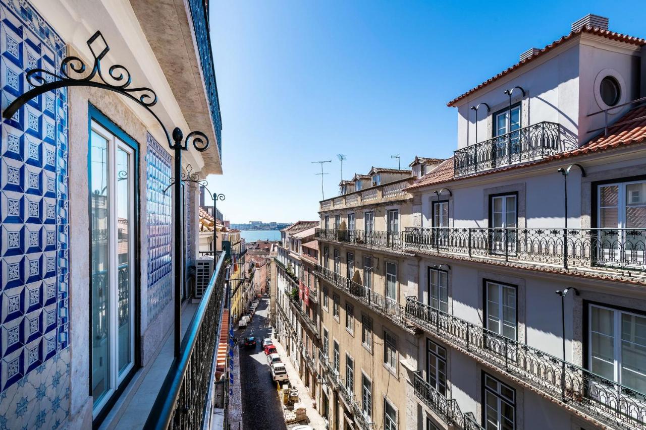 Apartment Stunning 2bdr In Chiado By Lovelystay *