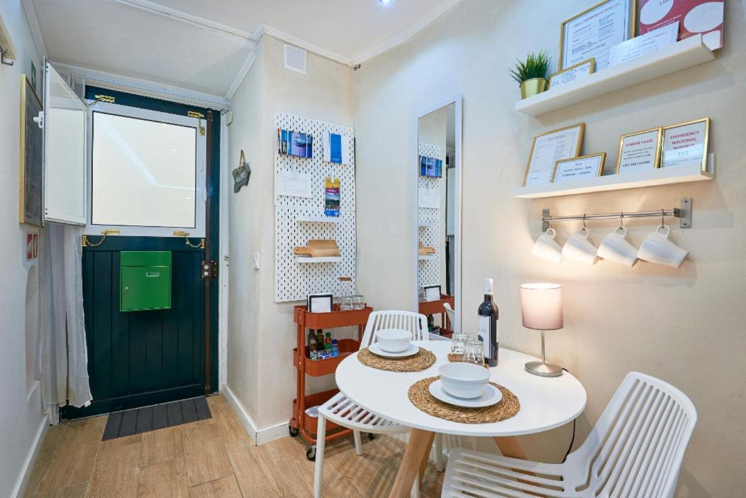 Mini Studio In Alfama Near Castelo St Jorge Apartment *
