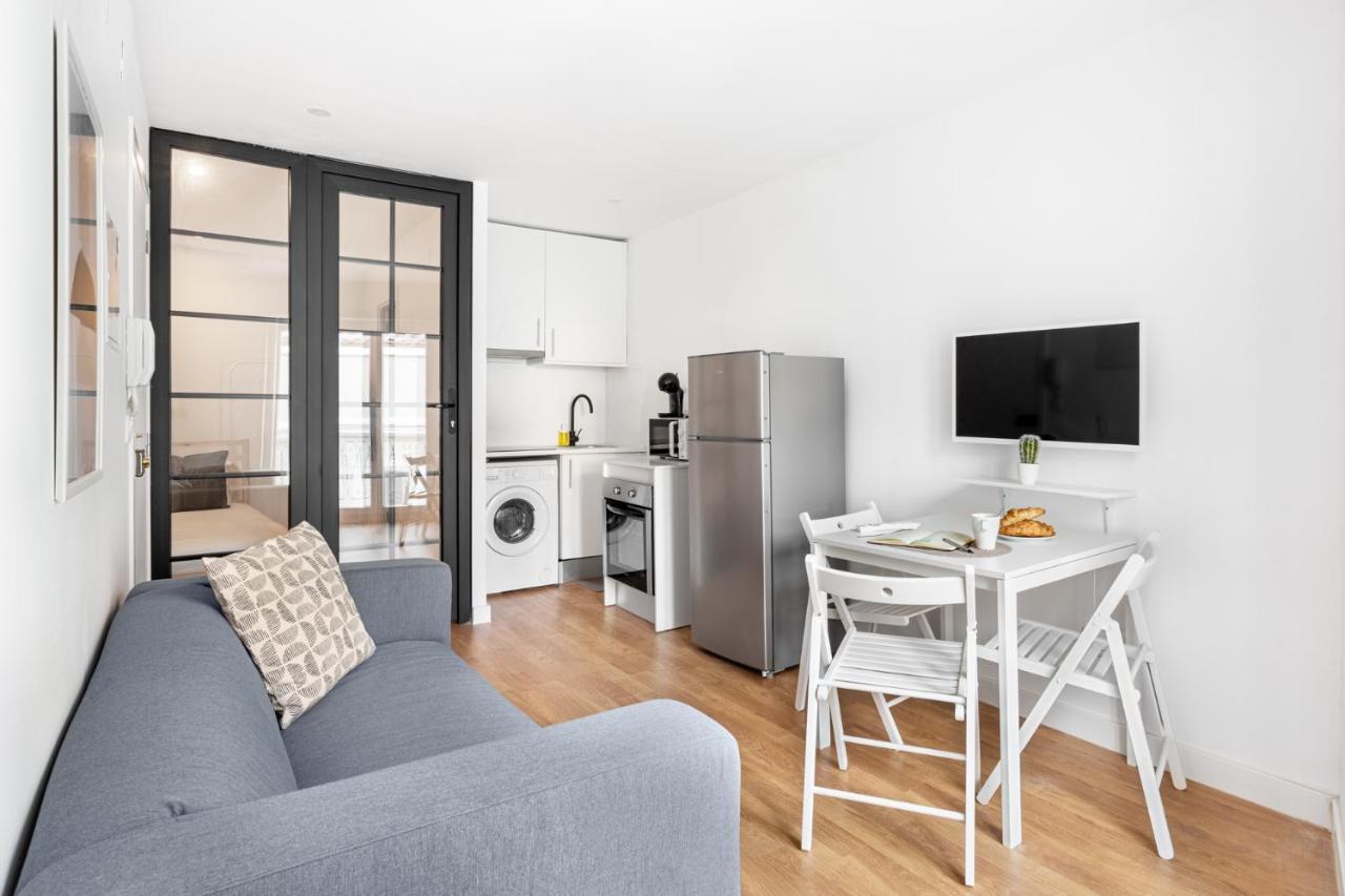 Apartment Altido Elegant Moments From Carmo Convent, In Bairro Alto Lisbon