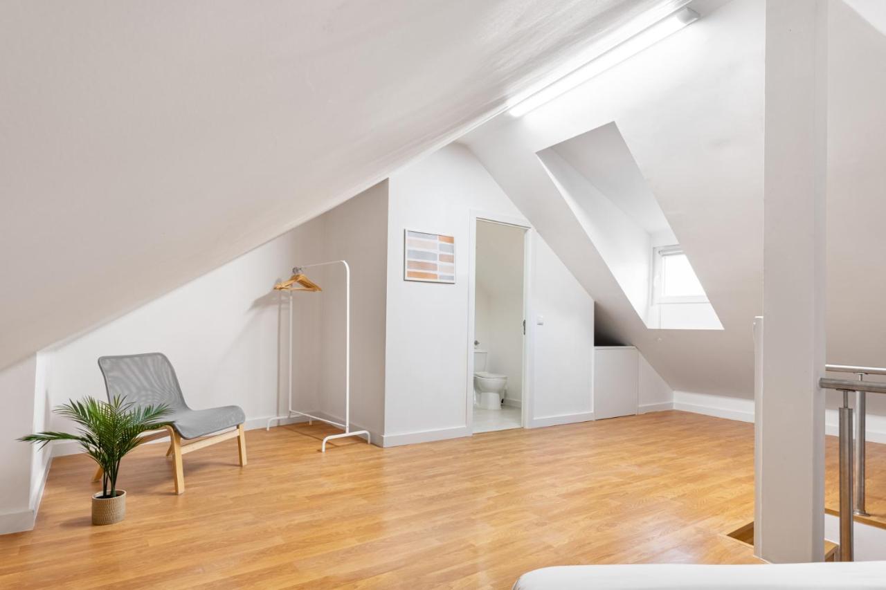 Apartment Altido Elegant Moments From Carmo Convent, In Bairro Alto *
