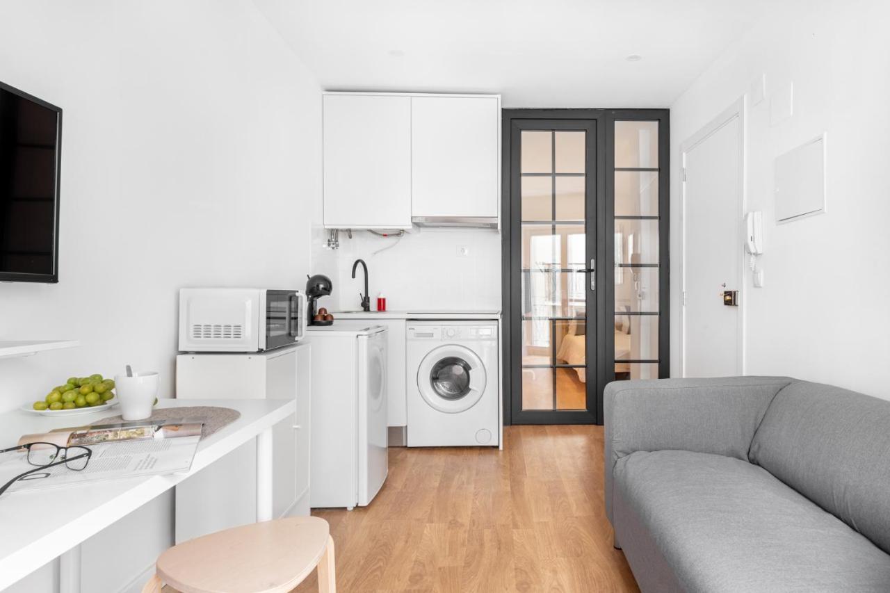 Apartment Altido Elegant Moments From Carmo Convent, In Bairro Alto Lisbon