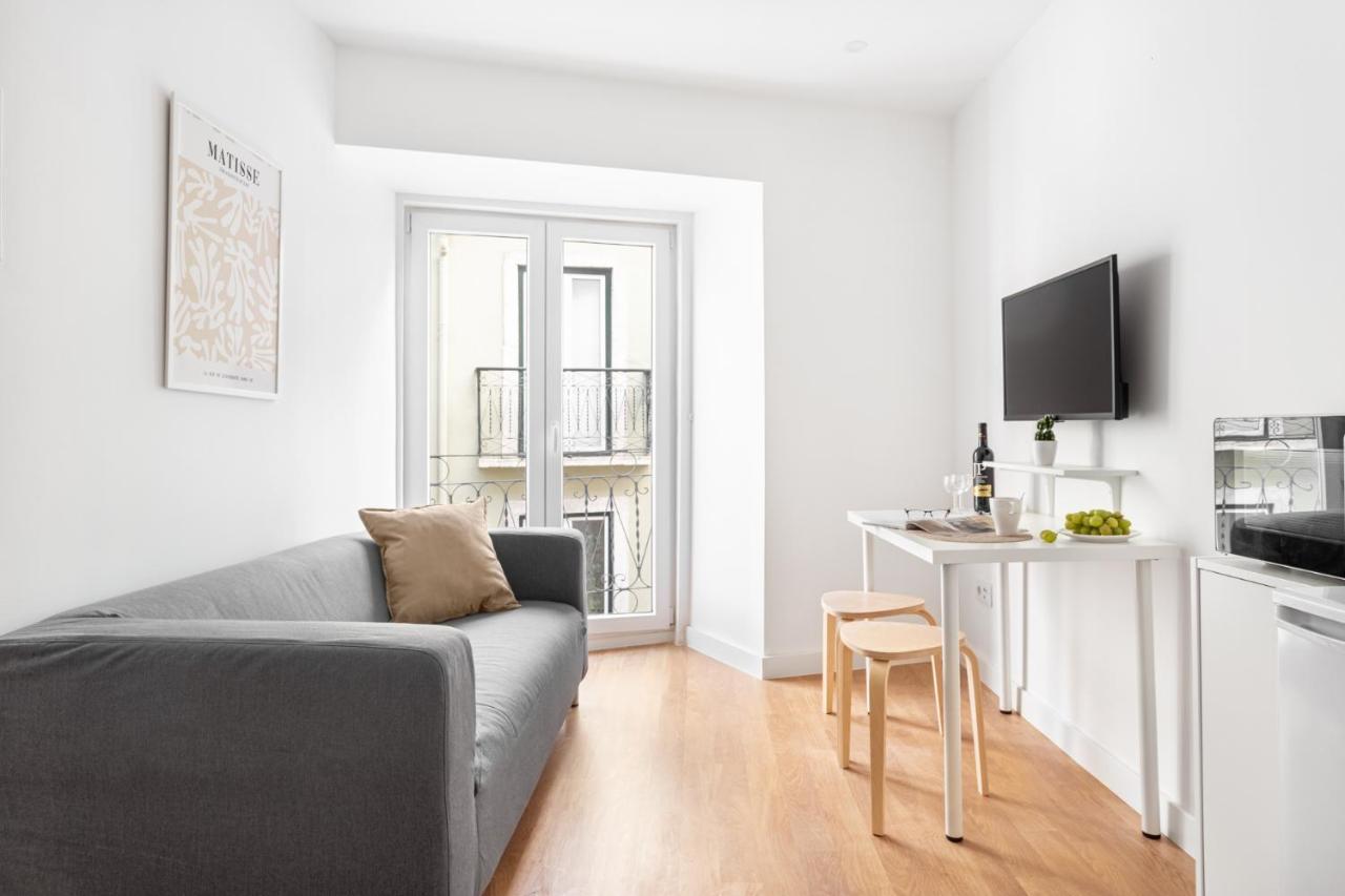 Apartment Altido Elegant Moments From Carmo Convent, In Bairro Alto *