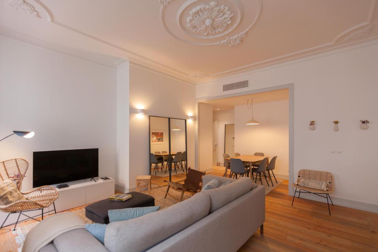 Apartment Flh Bacalhoeiros Spacious Lisbon