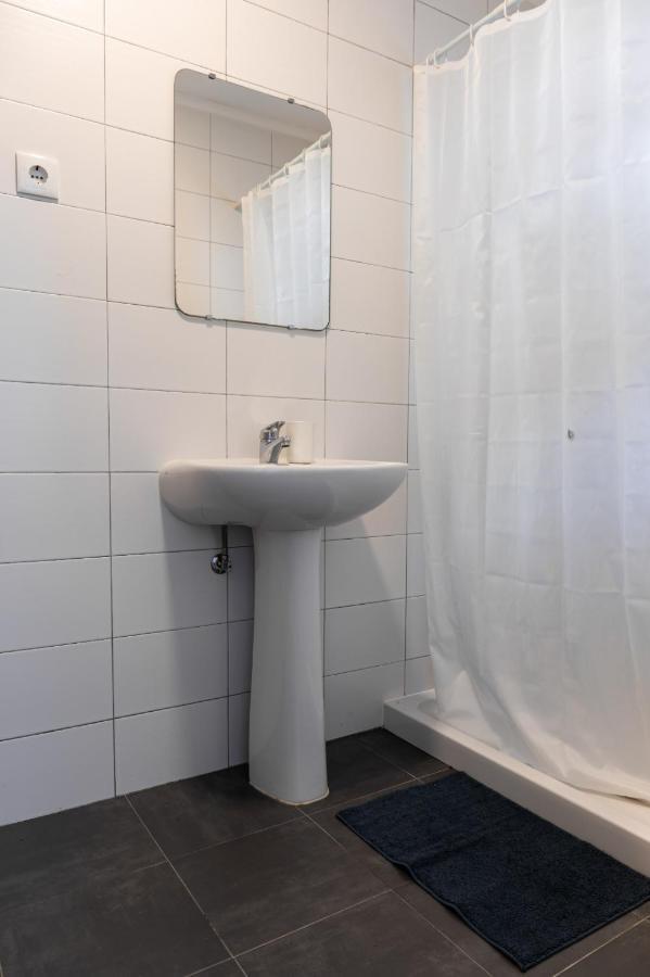 Entrecampos - Two Bedroom With Terrace * Lisbon