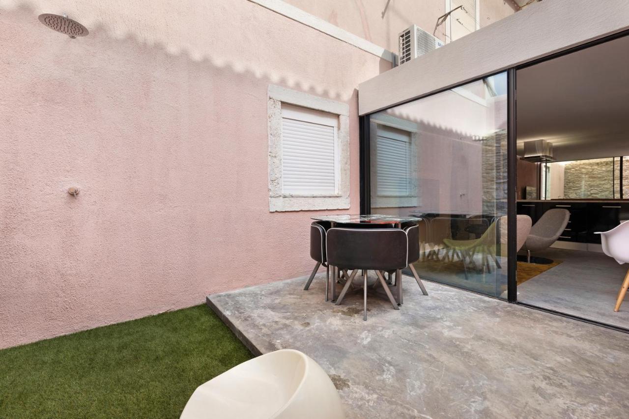Lxfactory Terrace Loft Apartment Lisbon