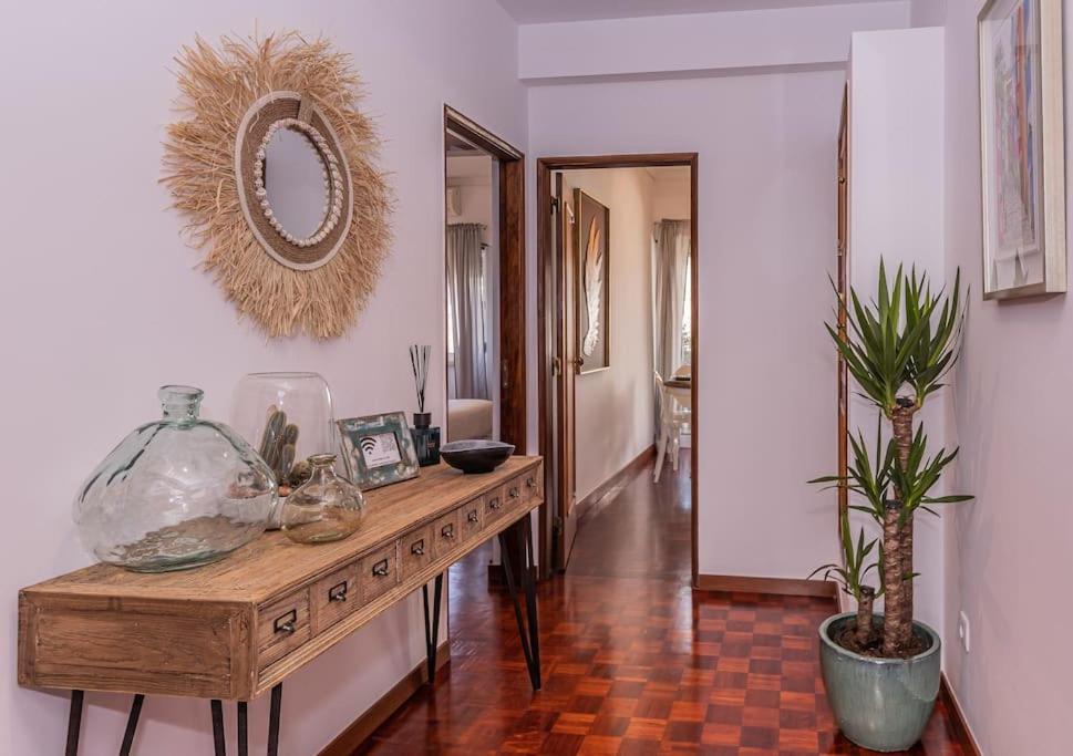 Cozy 3 Bedroom In Front Of The Subway Apartamento Lisboa