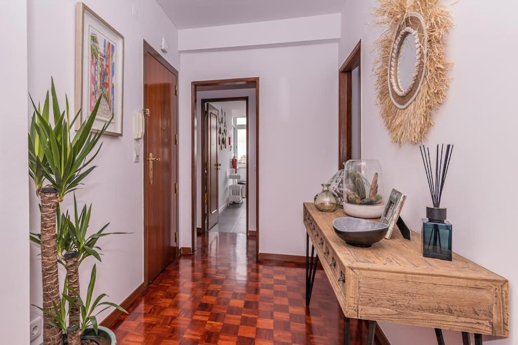 Cozy 3 Bedroom In Front Of The Subway * Lisboa