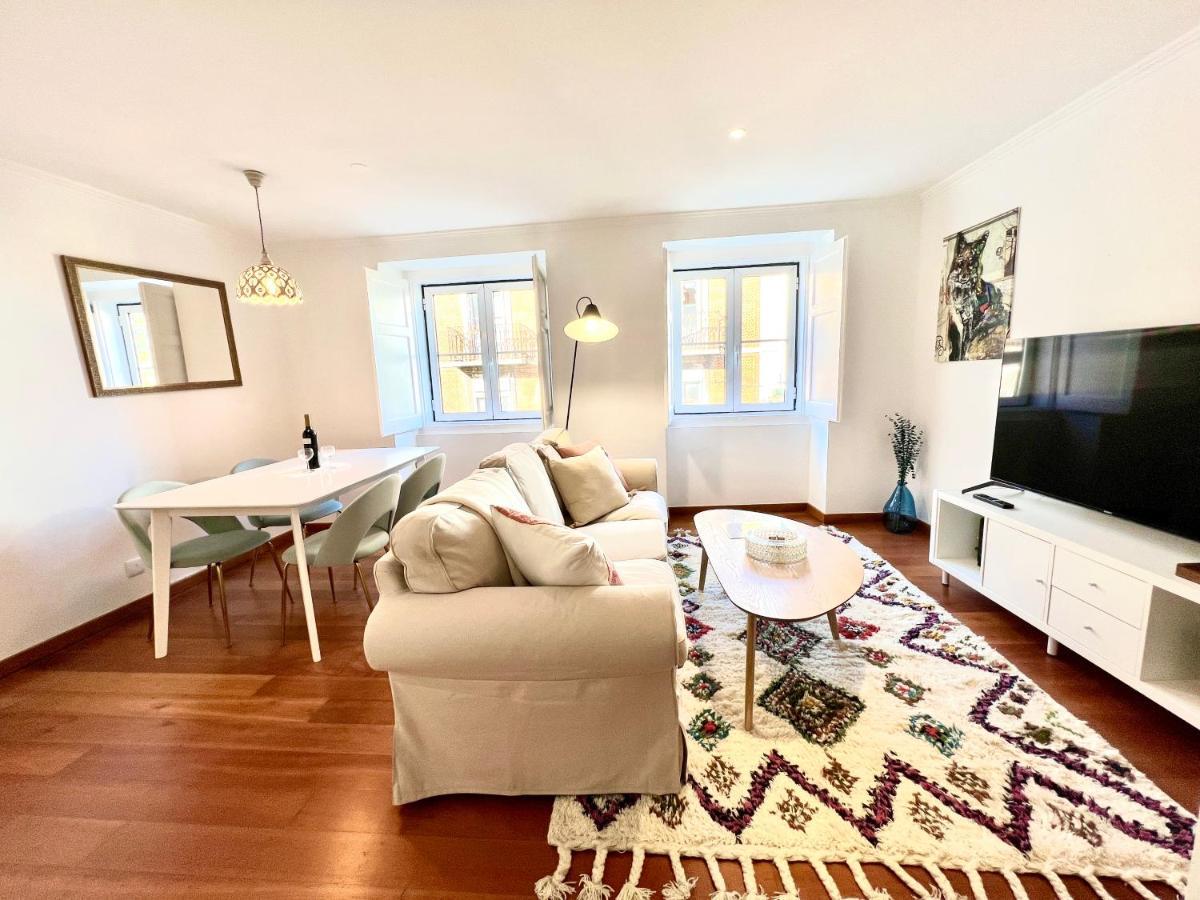 The Star Of Sao Bento Apartment Lisbon