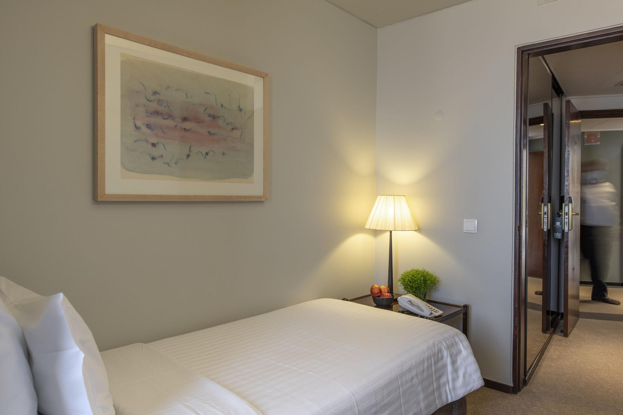 Dom Carlos Park 3* Lisbon