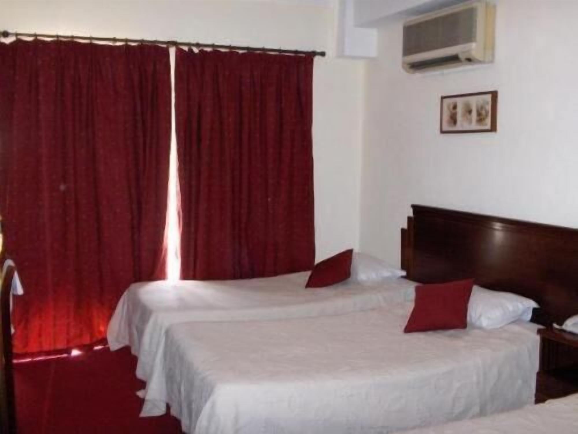 Guest house Residencial Mocambique 2*