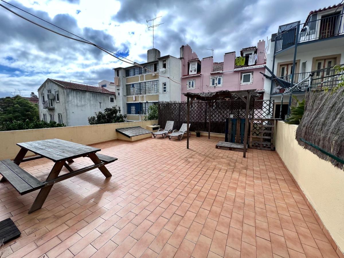 Flores Terrace Lisbon