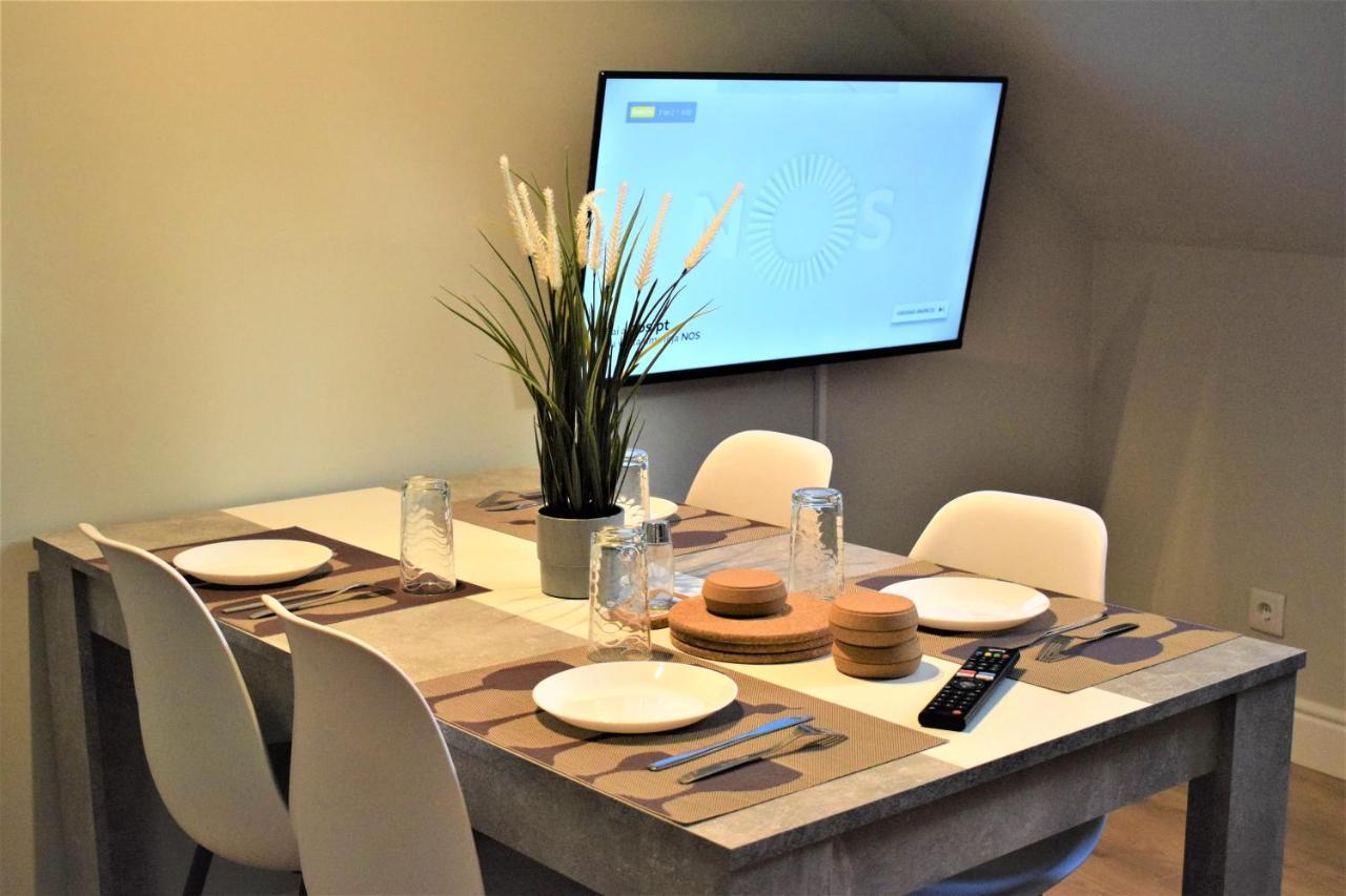 Colmeia Apartment *