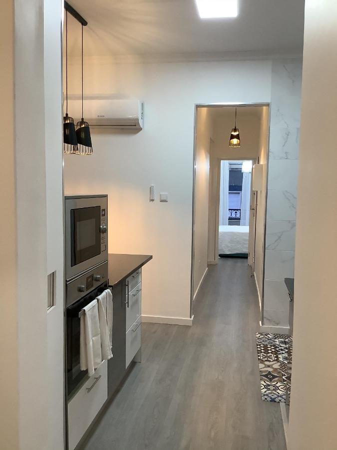 Alameda River And Mountain View Flat Apartment