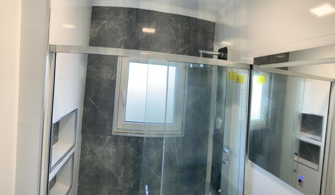 Great New Flat Close To Alameda Apartment Lisbon