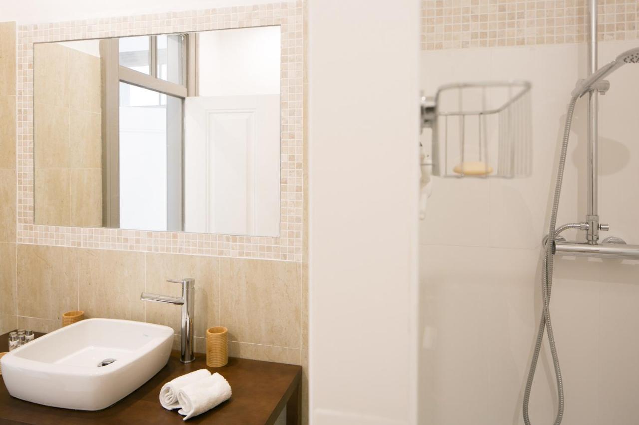 Apartment Trendy And Super 21 By Lisbonne Collection