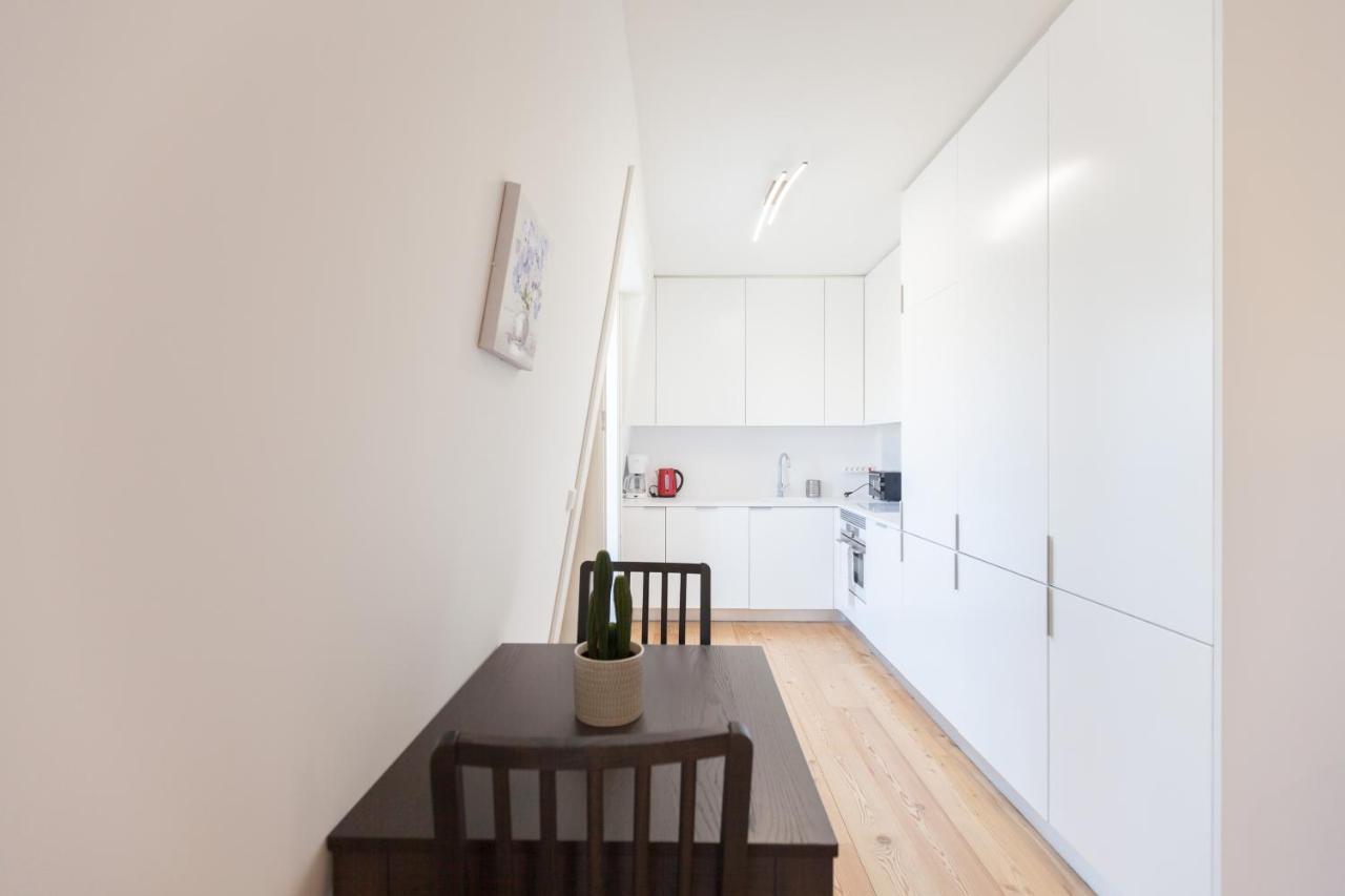 Apartment Flh Praca Comercio Artistic Flat With Balcony Lisbon