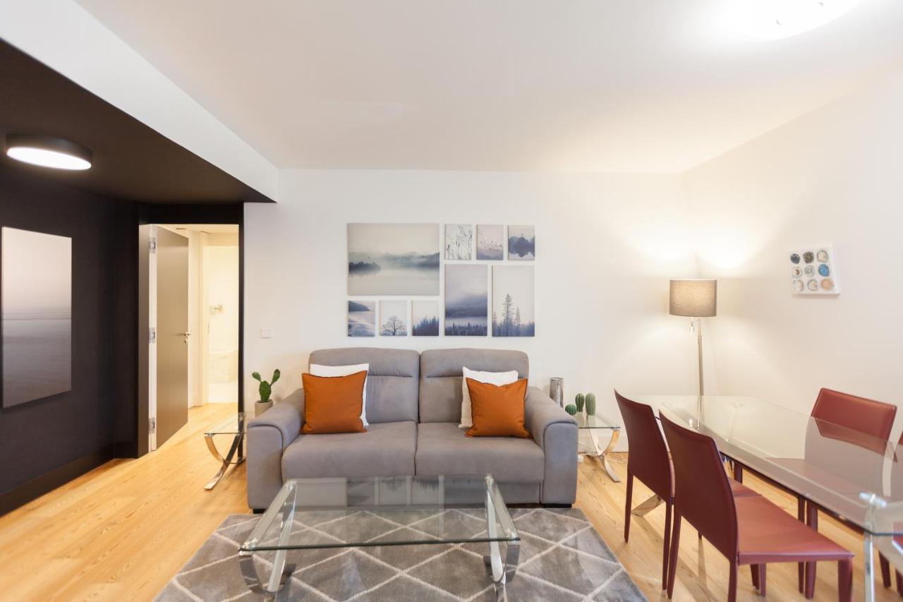 Flh Praca Comercio Artistic Flat With Balcony Apartment Lisbon