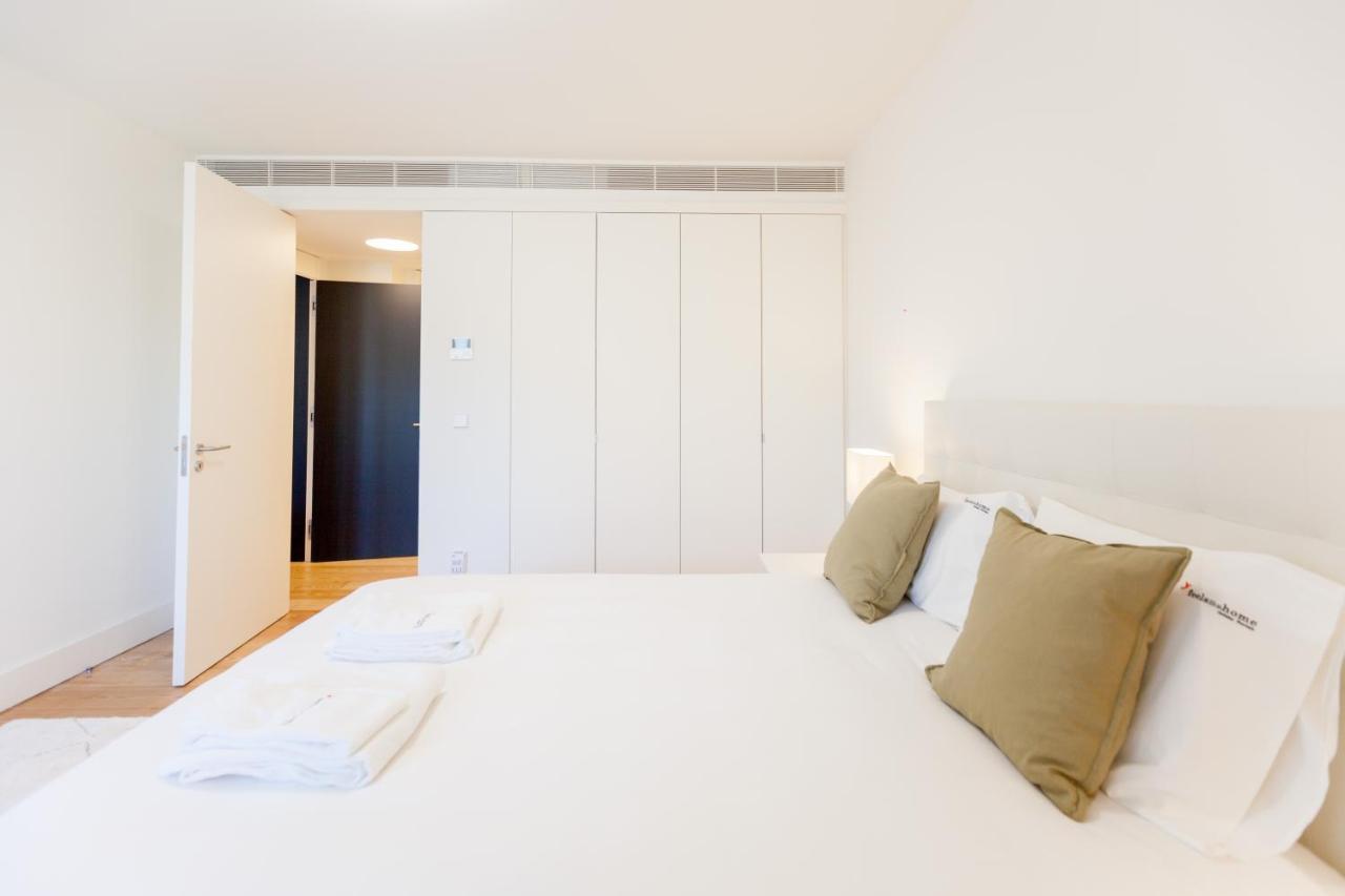 Flh Praca Comercio Artistic Flat With Balcony