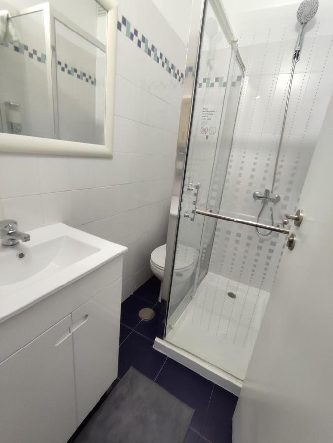 Theorynomadrooms Al Lisboa-Republica Guest house