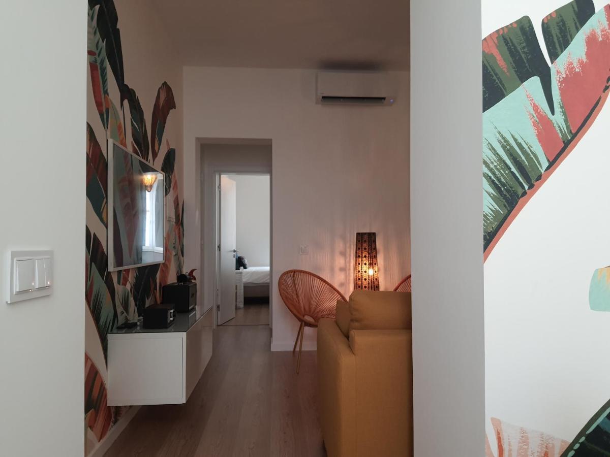 Exotic Fusion: Coffee & Radio Apartment *