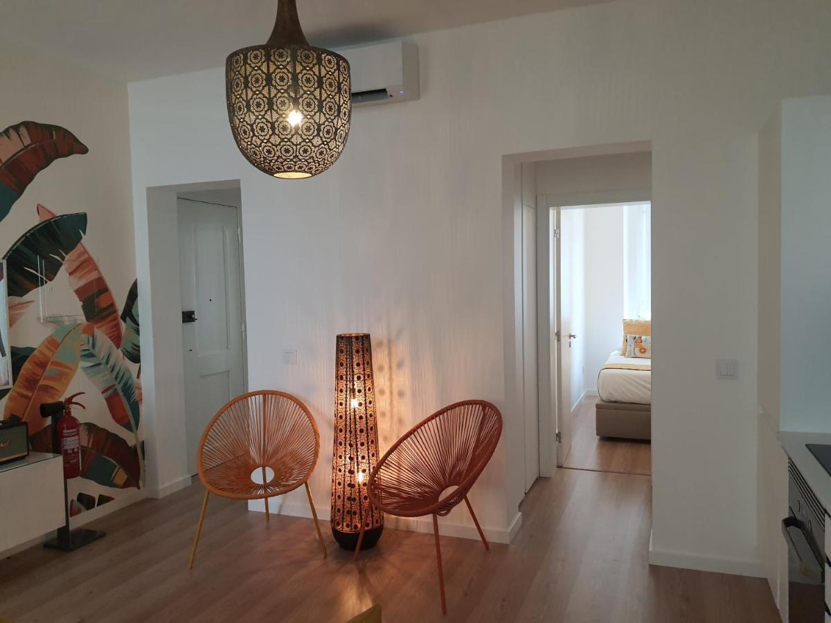 Exotic Fusion: Coffee & Radio Apartment