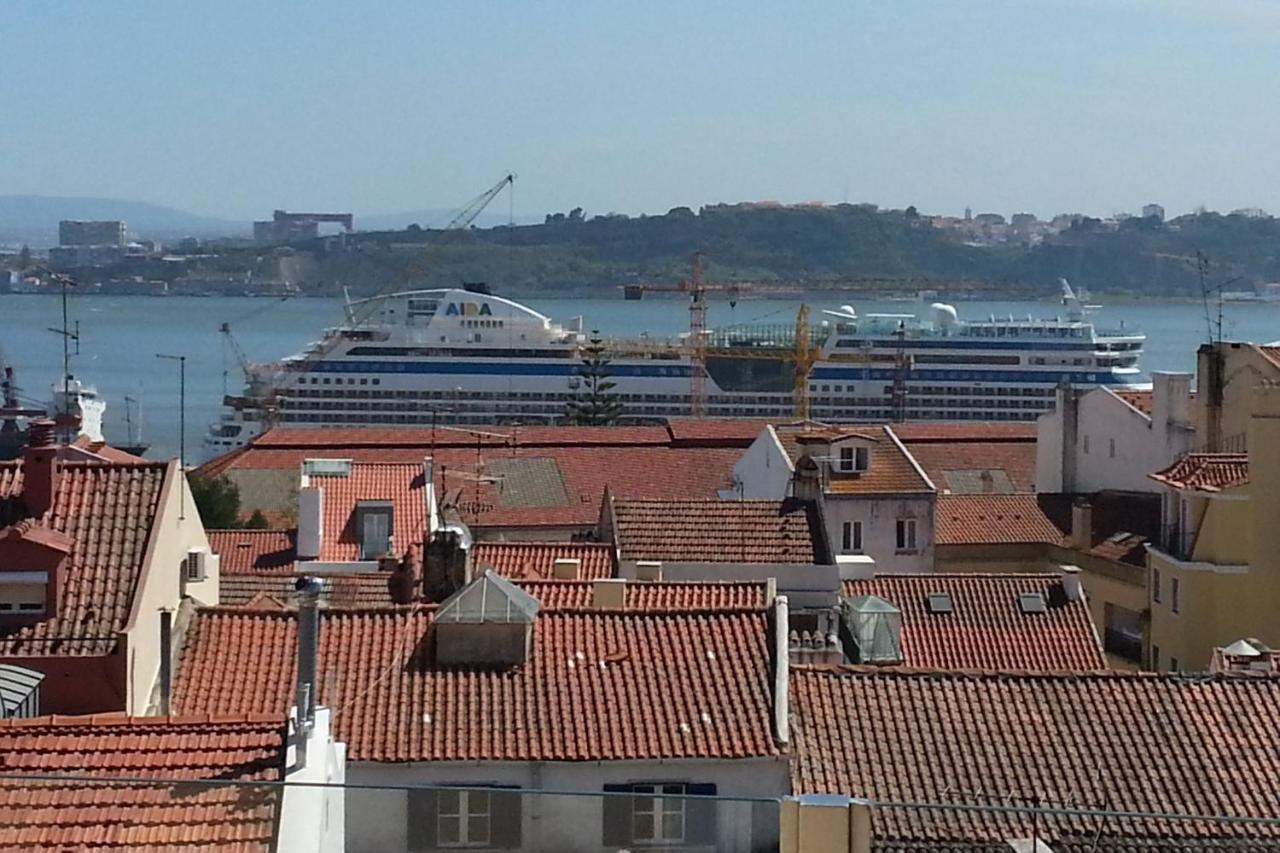 Designer Flats In Lapa By Lovelystay Lisbon