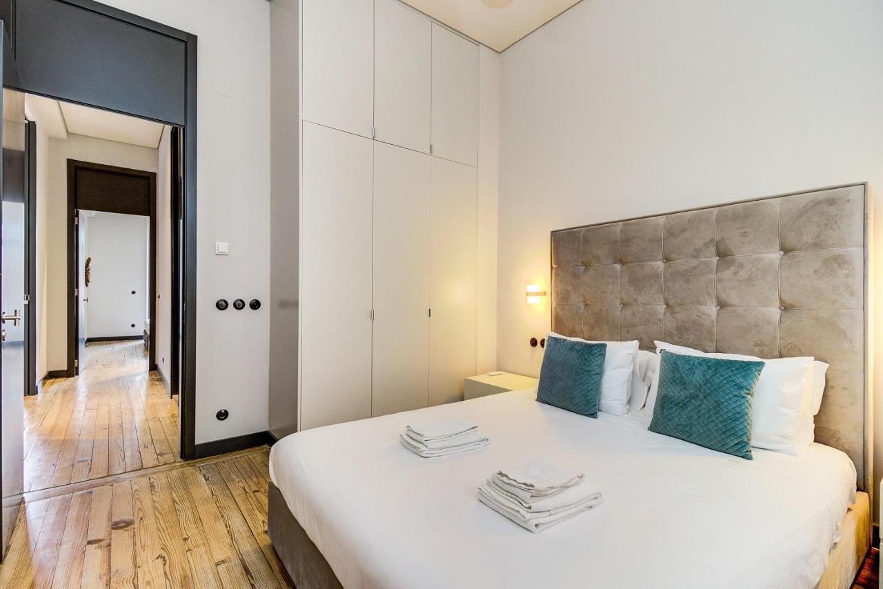 Nomad's Time Out Market - 3bed Apartment Lisbon