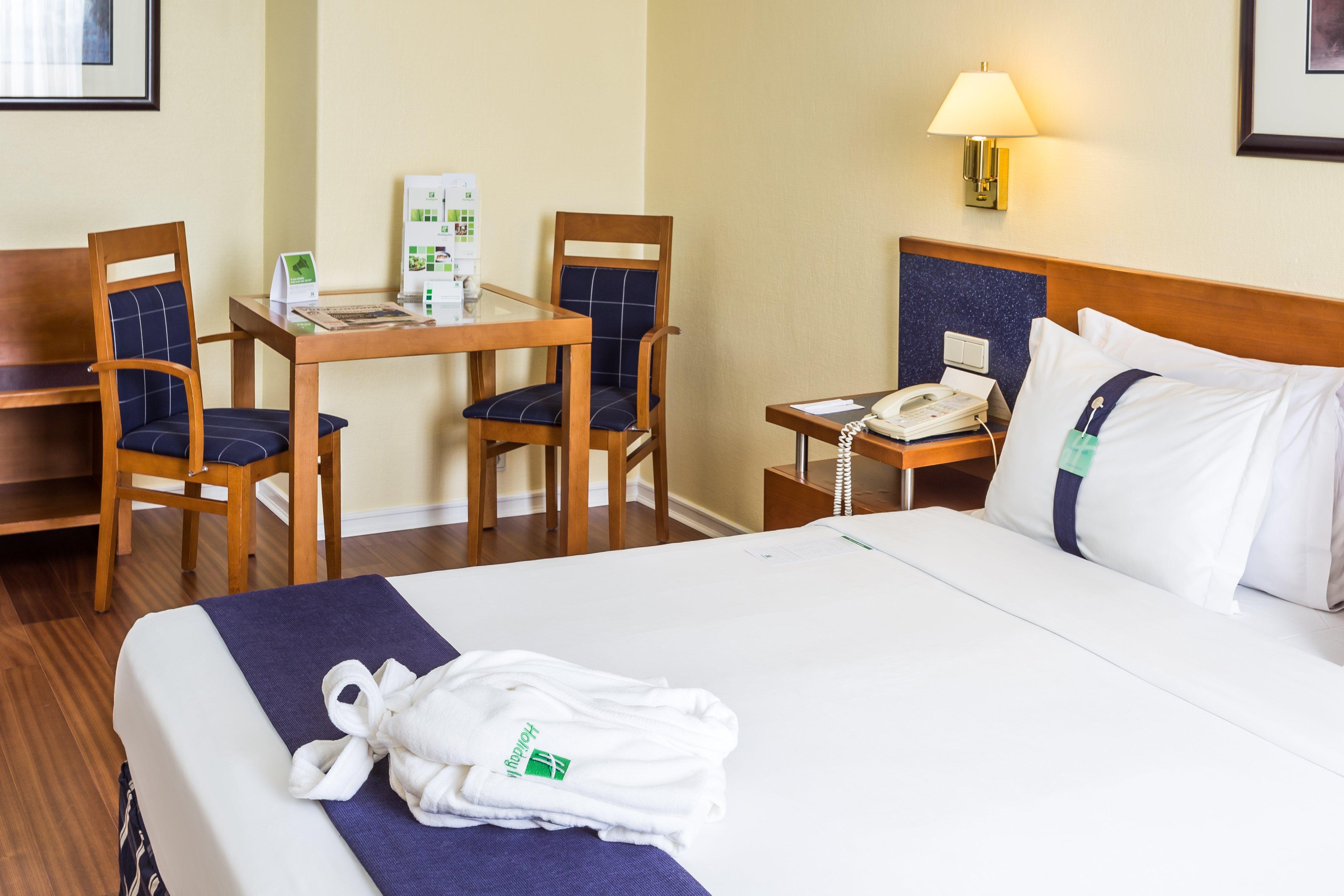 Hotel Holiday By Ihg 4*