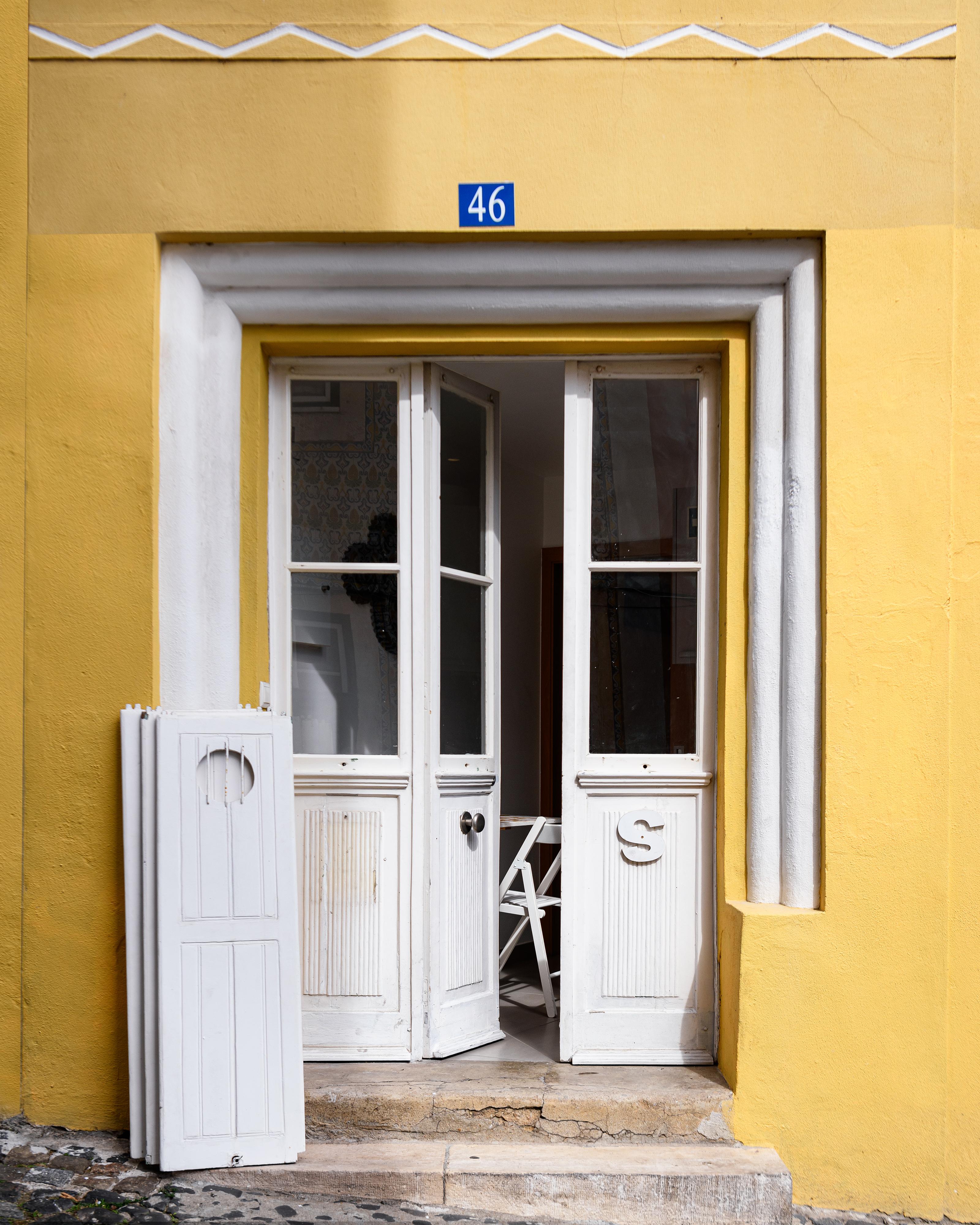 Apartment Alfama Yellow House Lisbon