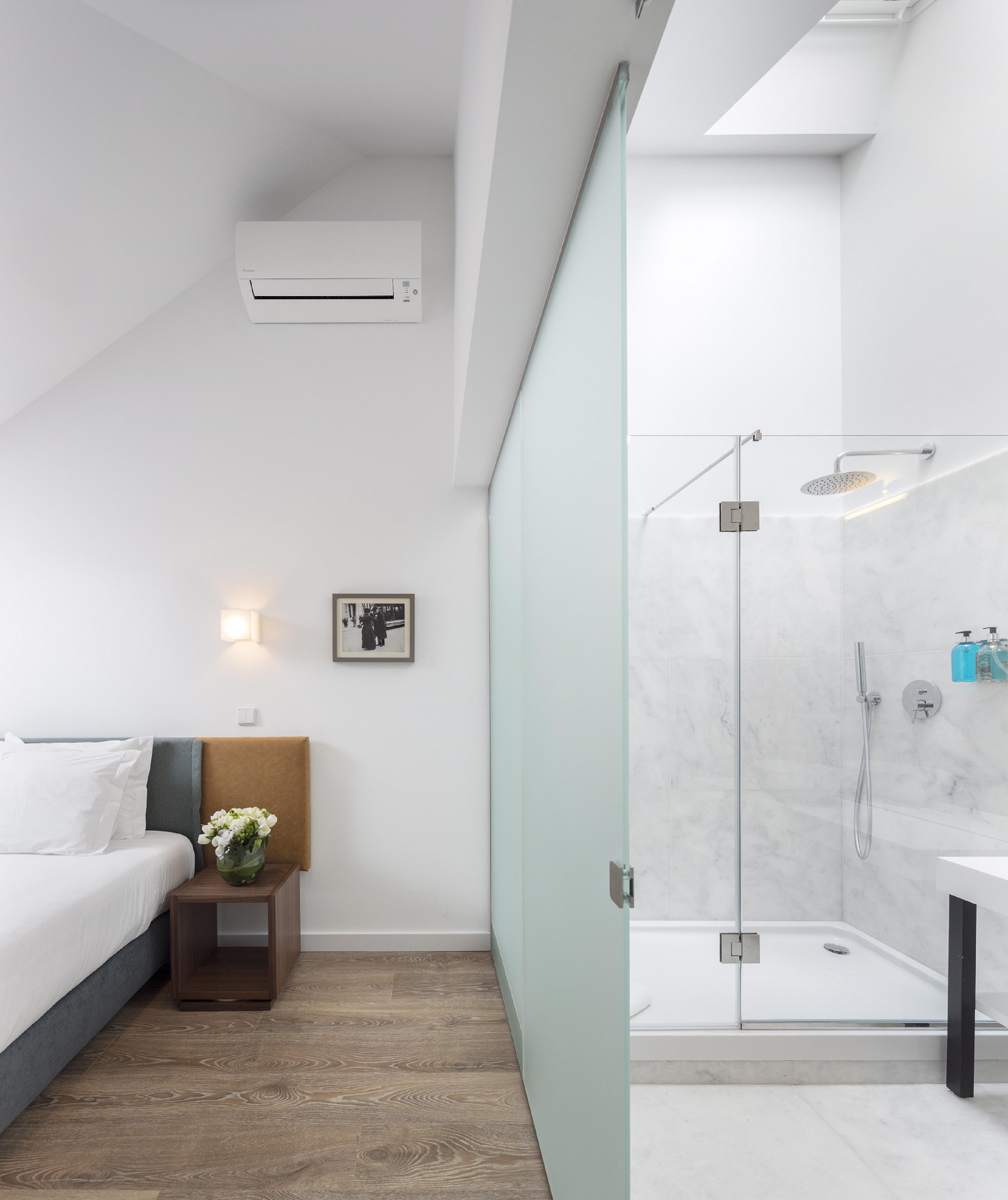 Serviced - Chiado Emenda *