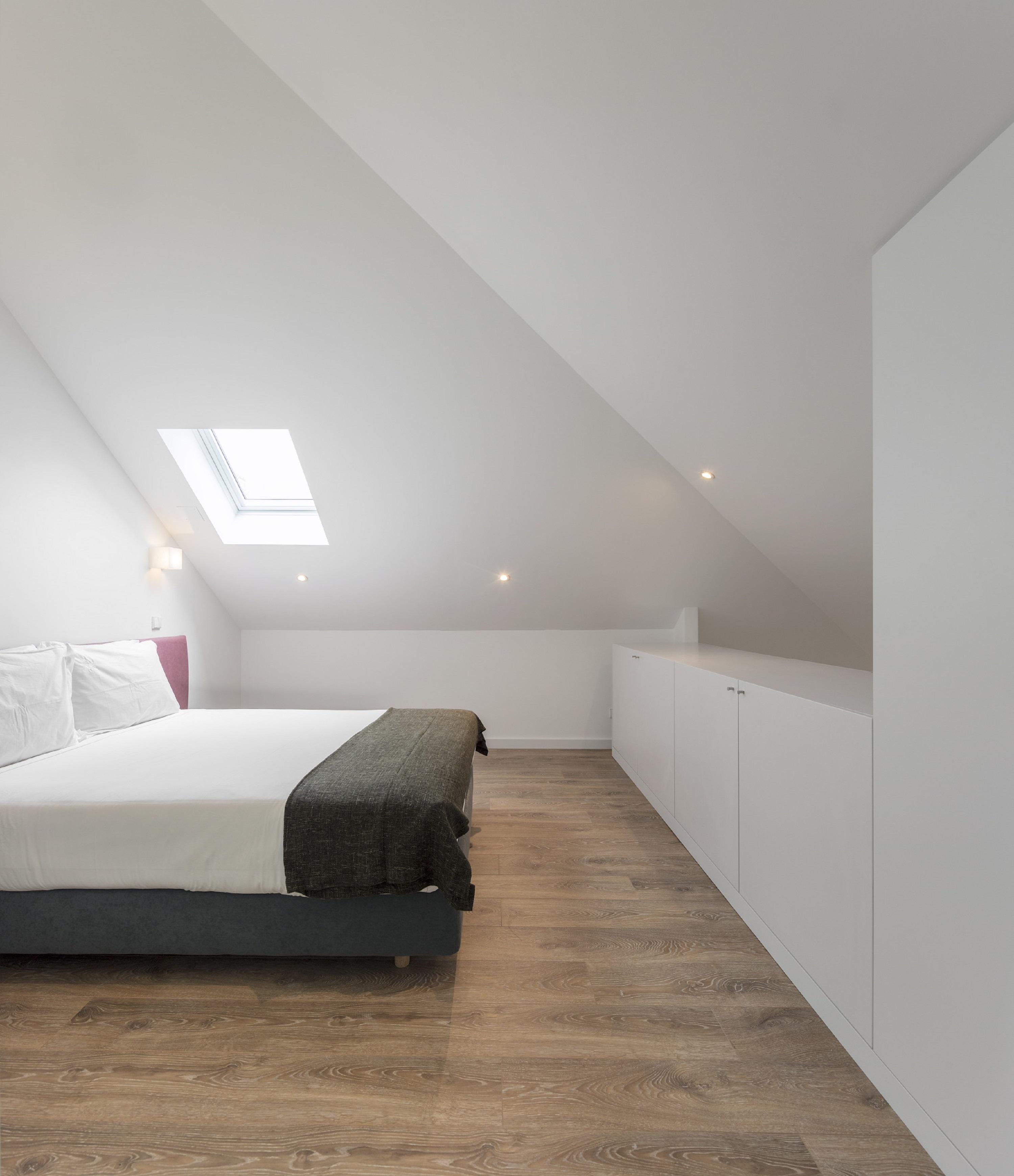 Serviced - Chiado Emenda * Lisbon