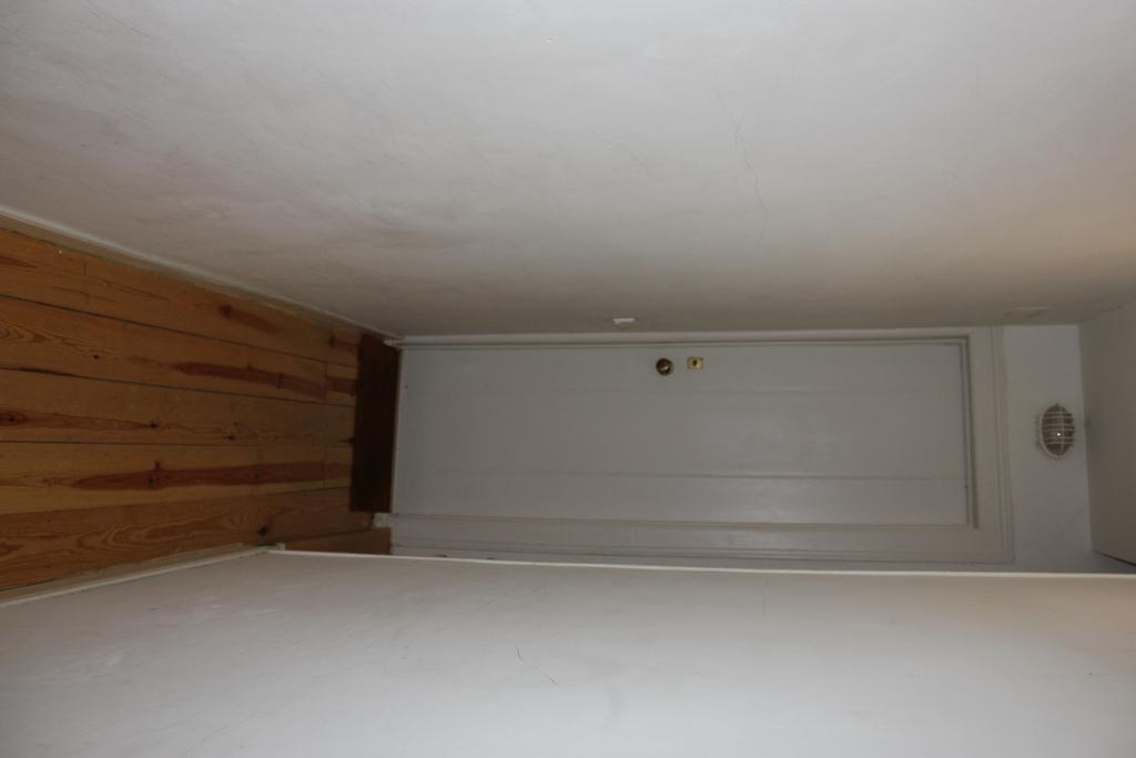 Small Flat In The Heart Of *