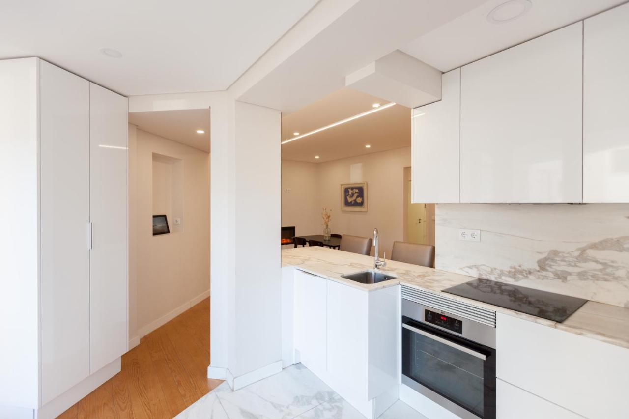 Flh Gulbenkian With Balcony Apartment