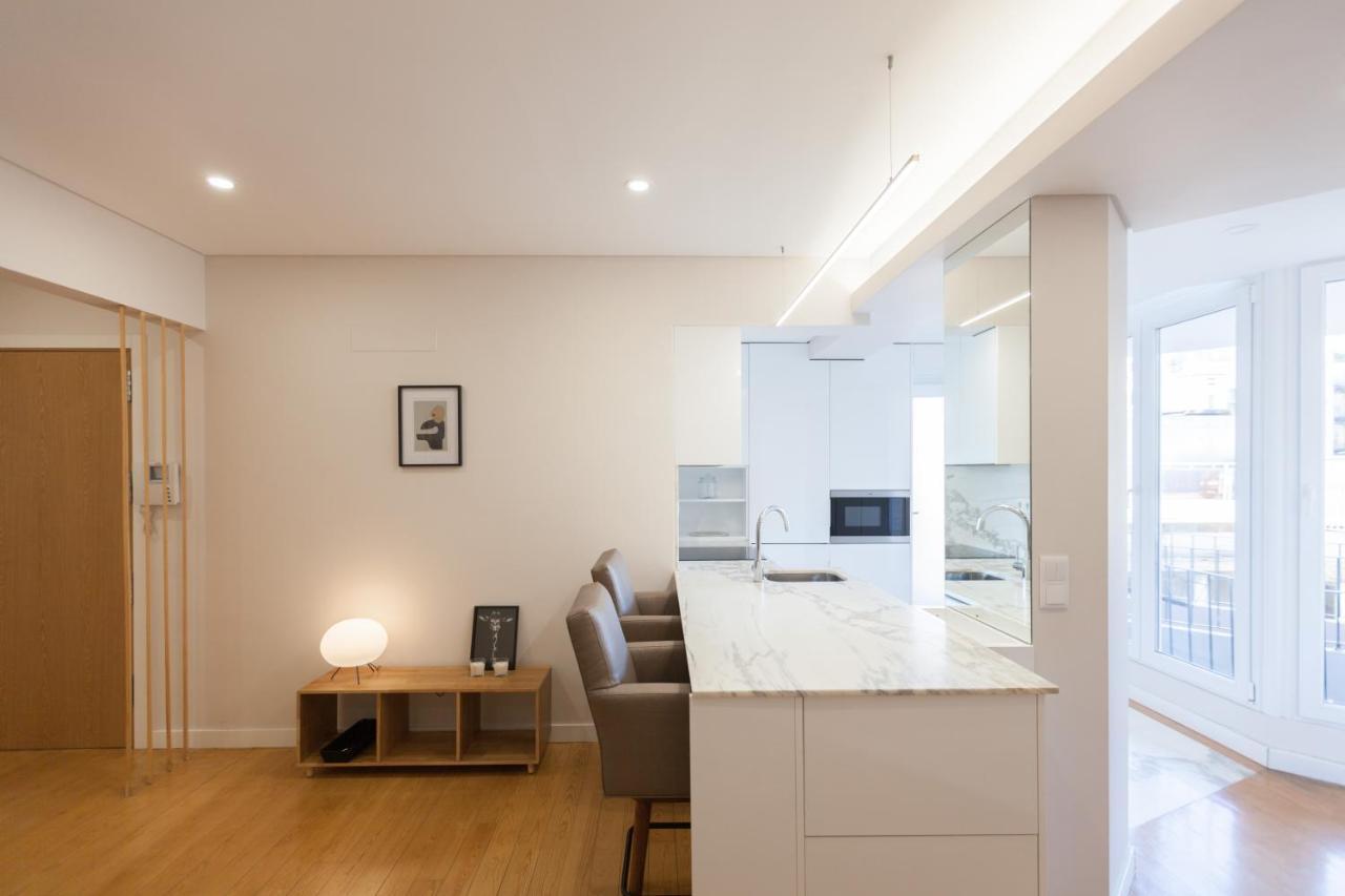 Apartment Flh Gulbenkian With Balcony Lisbon