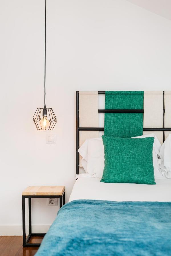 Stunning And Spacious Lofts Just By Graca And Alfama