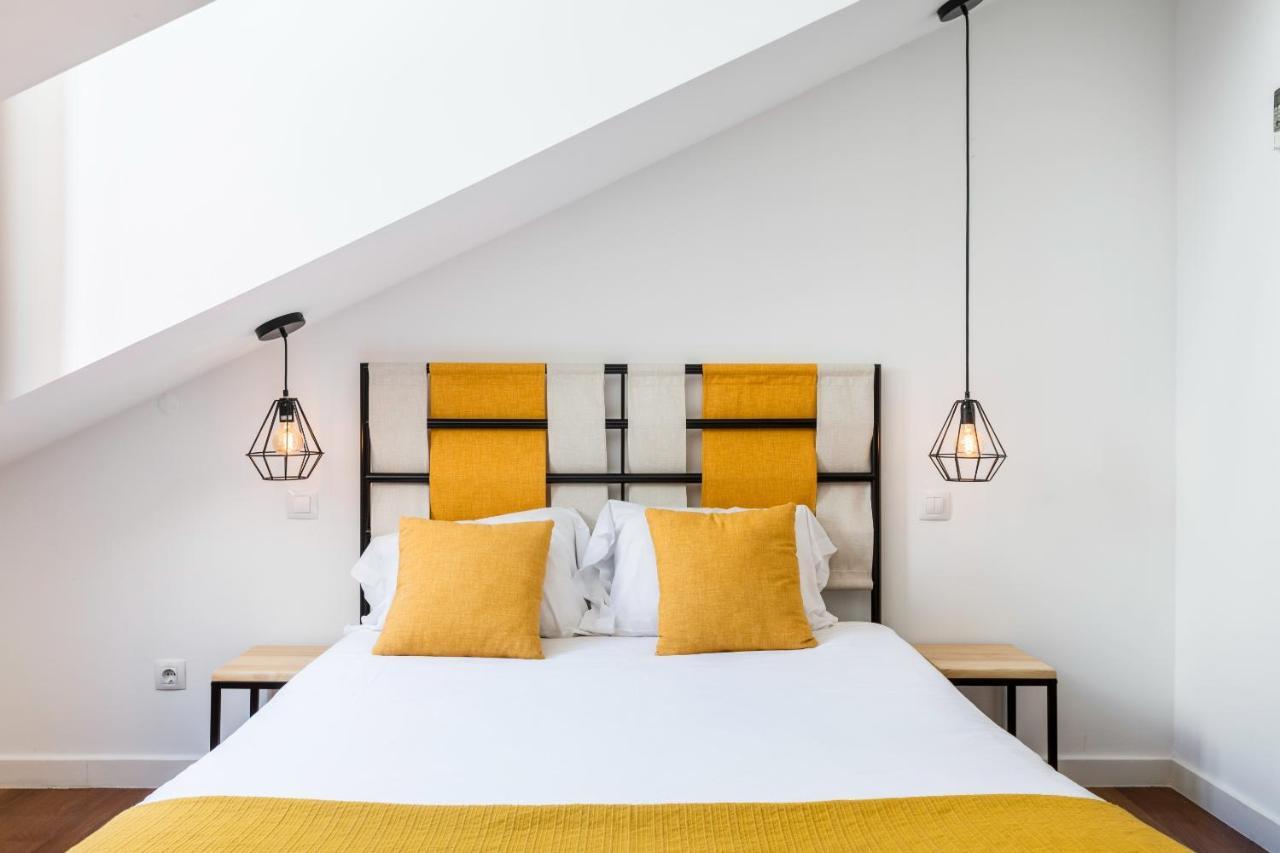 Stunning And Spacious Lofts Just By Graca And Alfama * Lisbon