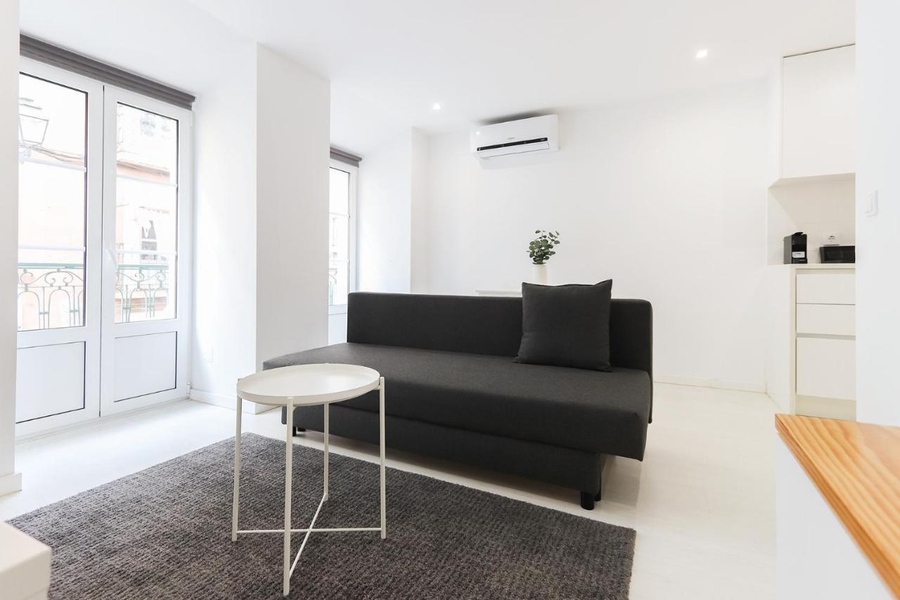 Graca Elegant By Homing Apartment