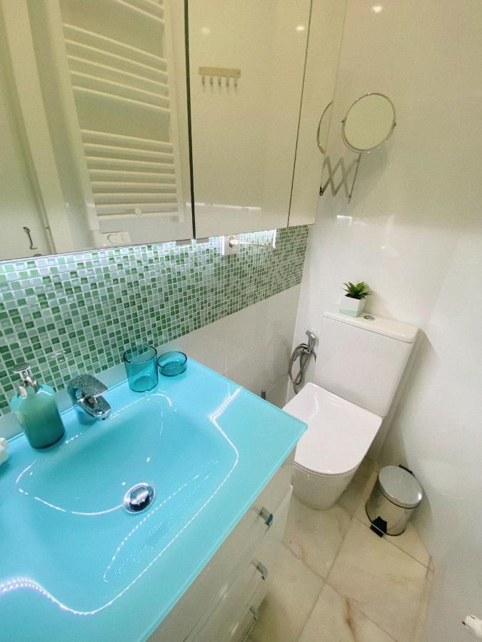 Apartment In The Location In Lisbon