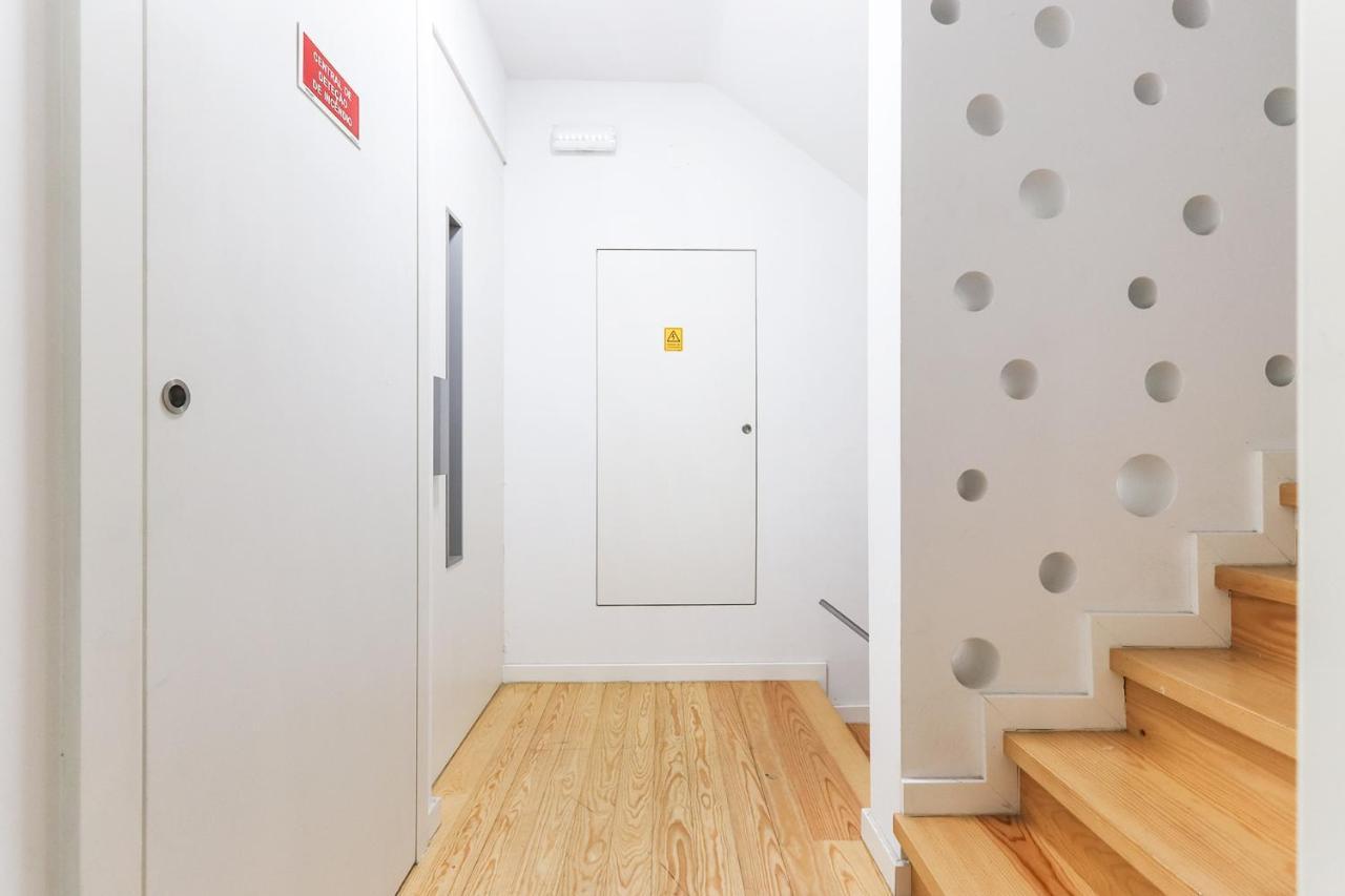 Apartment Graca Elegant By Homing Lisbon