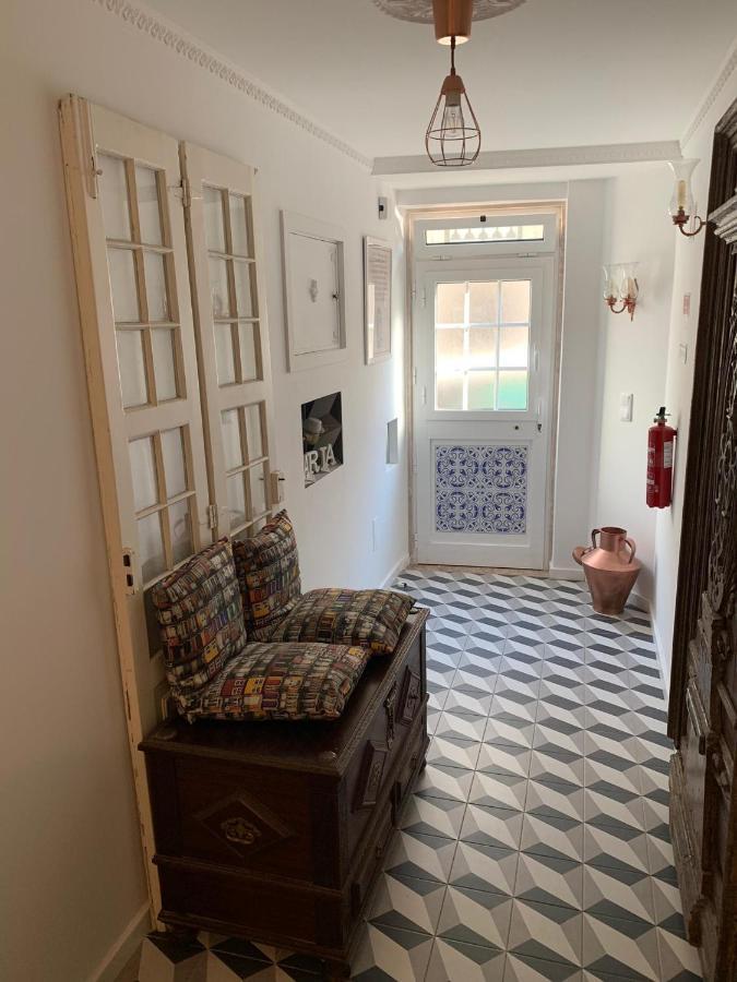 Fernando Lemos Estudio Apartment