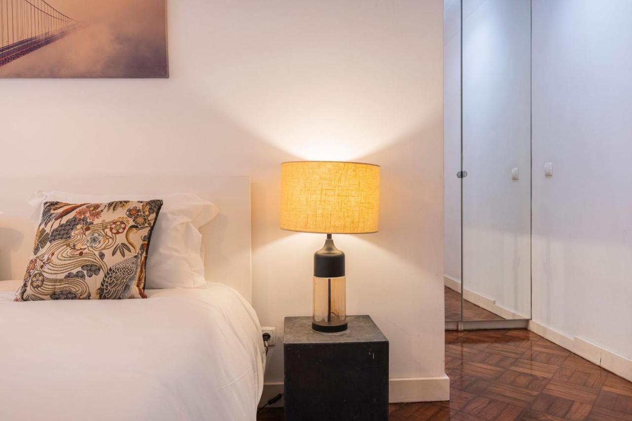 Principe Real Concept By Lovelystay Apartment Lisbon
