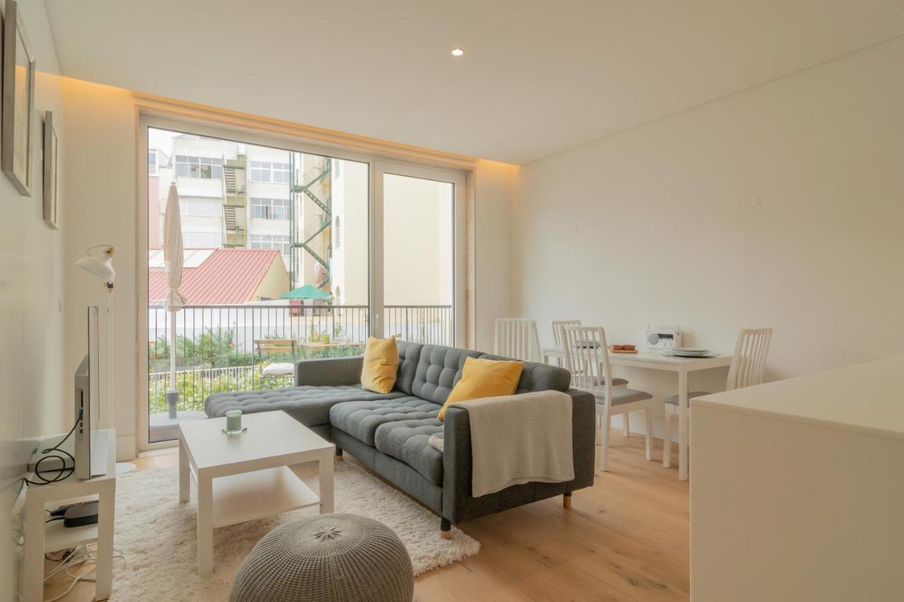 Apartment Bright 1 Bdr W/ Pool View By Lovelystay Lisbon