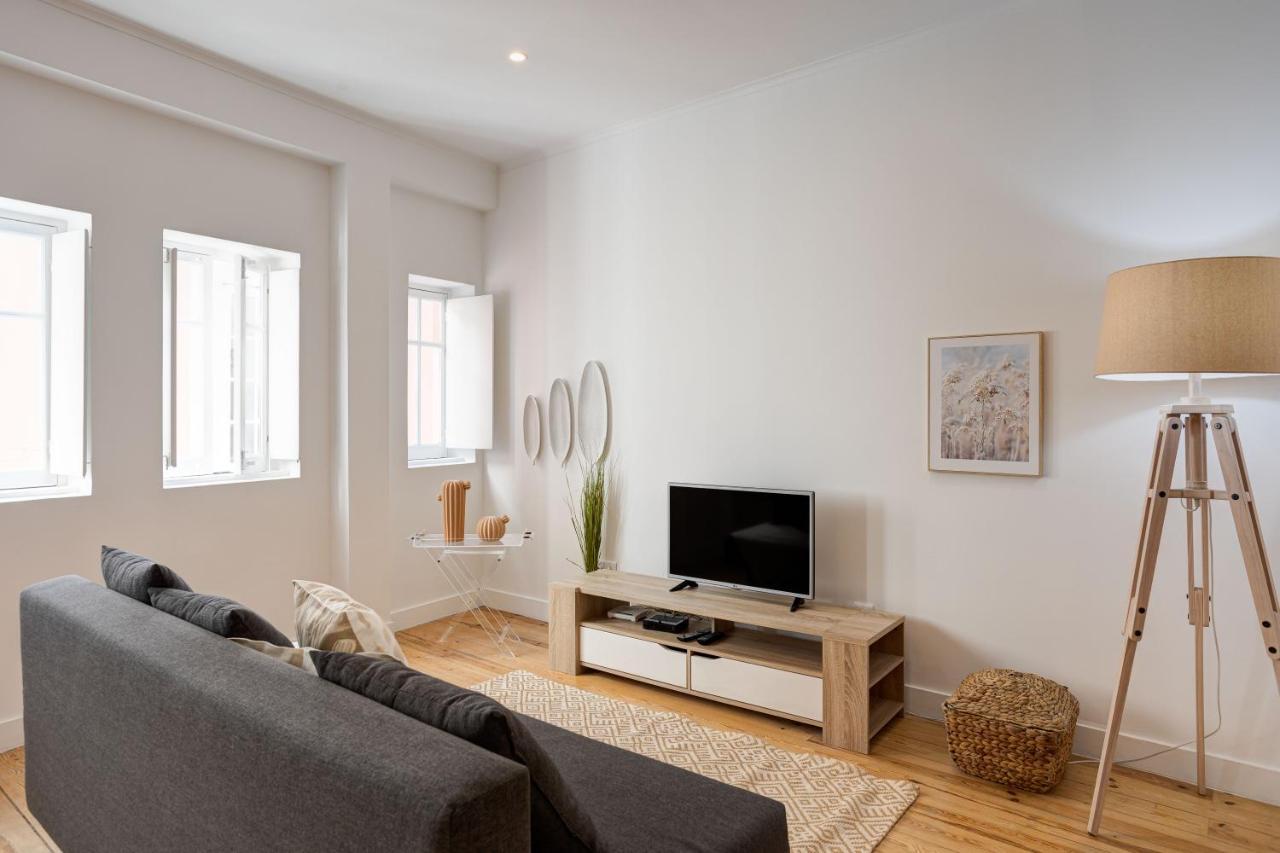 Alfama Chic Penabuquel3 Apartamento *