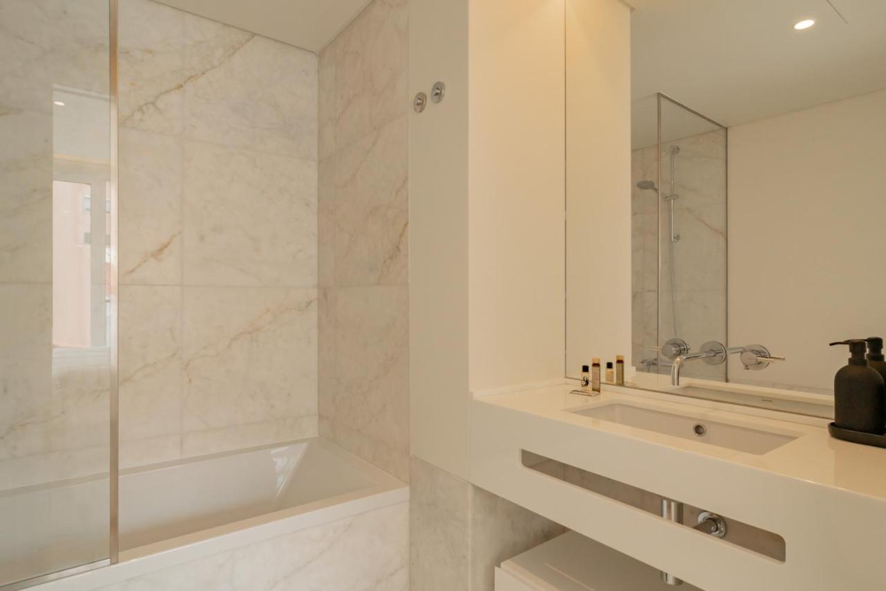 Bright 1 Bdr W/ Pool View By Lovelystay Apartment Lisbon