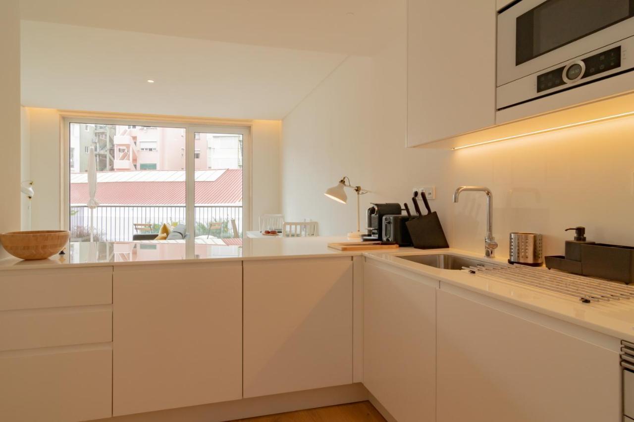 Bright 1 Bdr W/ Pool View By Lovelystay Apartment