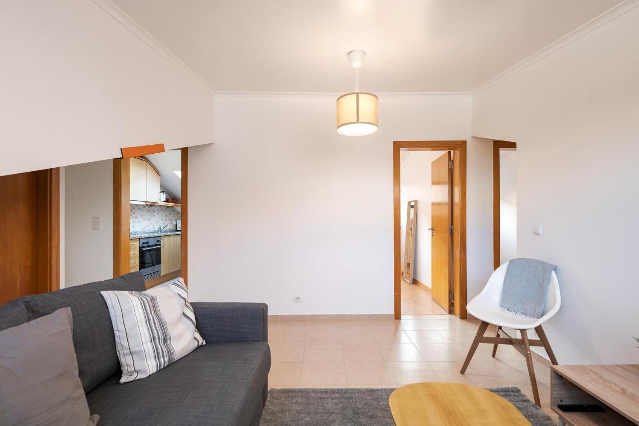 Apartment Gem Iv - Trendy Santos District With Dedicated Workspace Lisbon